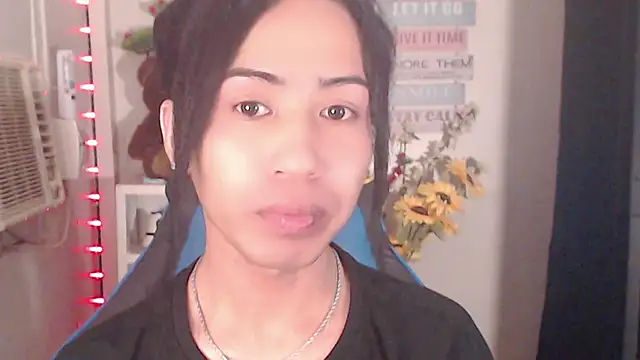 Miracle_TheBrat webcam