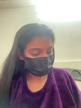 Webcam Model (HeerStd)  is live.Free join now!