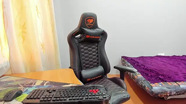 iliaskrislove webcam