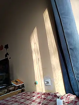 SheTheDeeevil webcam