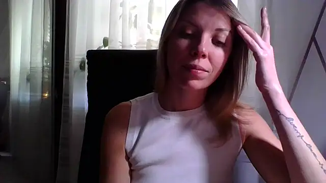 VelvetLove287 webcam