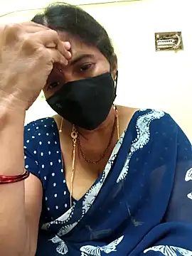 Webcam Model (hot-telugu-queen)  is live.Free join now!