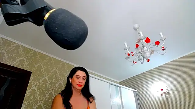 Evelyn_Shy webcam