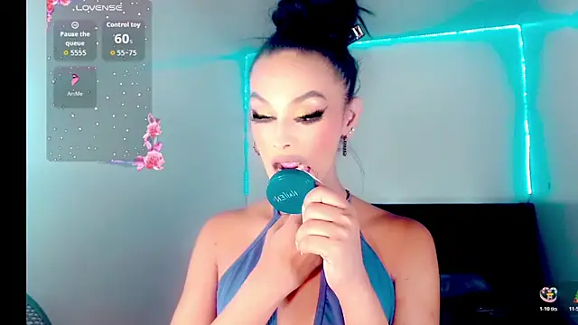 _Riannagarcia_'s room