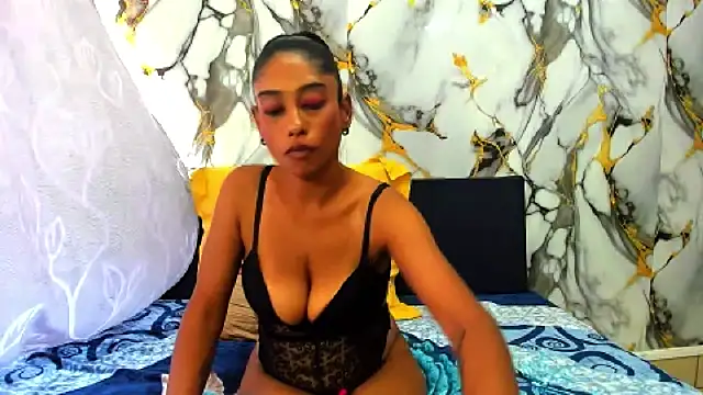 indianmia694u webcam