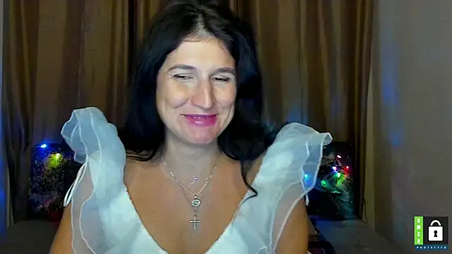 Alianna_Solo_Kisses webcam