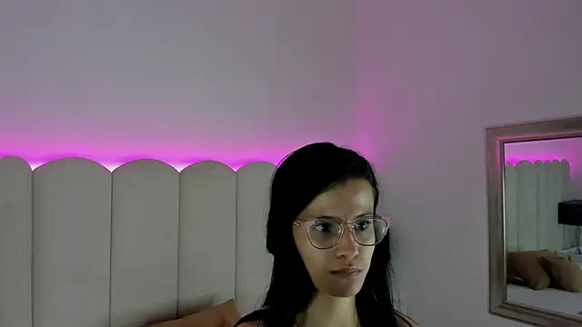 Alanha__ webcam