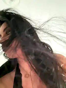 Webcam Model (melissablack) is live