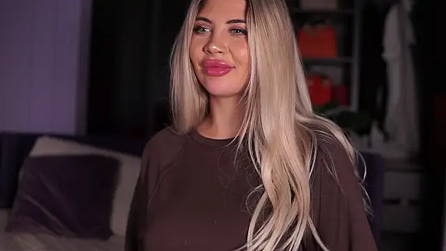 Monique_Celeste webcam