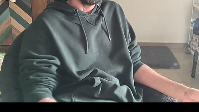 MakeMeAwareAah webcam