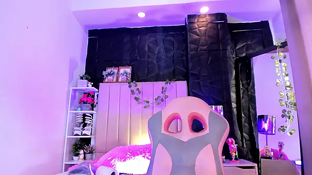 helen_bunnnyx webcam