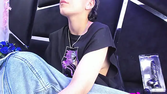 Megan_Thompson_ webcam