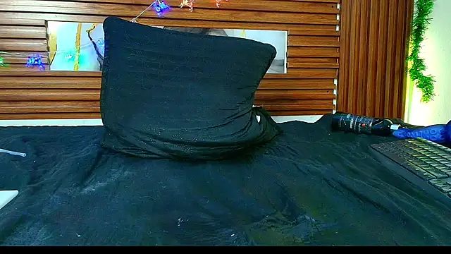 Evelin_thompsson webcam