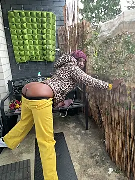 Squirt-Fuck-Queen webcam