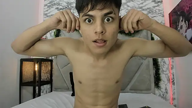 Logan_Jhonson webcam