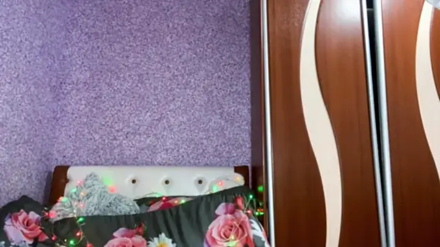 YahairaDuracher webcam