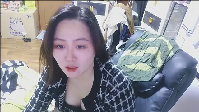 rami0428 (F milf) - 간식비좀주라