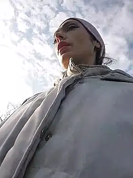 SheTheDeeevil webcam