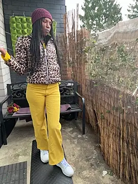 squirt-fuck-queen (Ask my age) - Oil saggy Boobs❤️