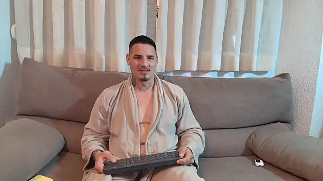 Milanthompson2025 webcam