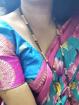 Webcam Model (anuradha1432) is live