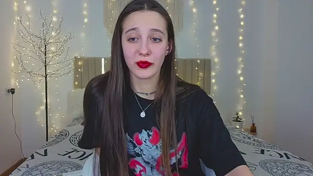 Little_cherryy__ webcam