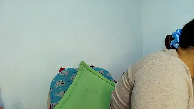 luisahot_9727 webcam