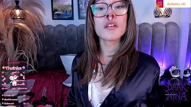 Dark_nina_ webcam
