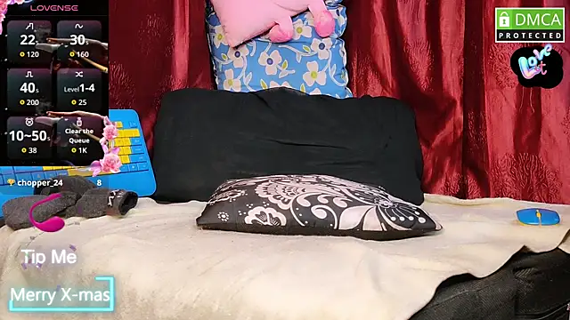 RONI--ROMANTIC webcam