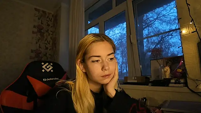 Witching_Moon webcam