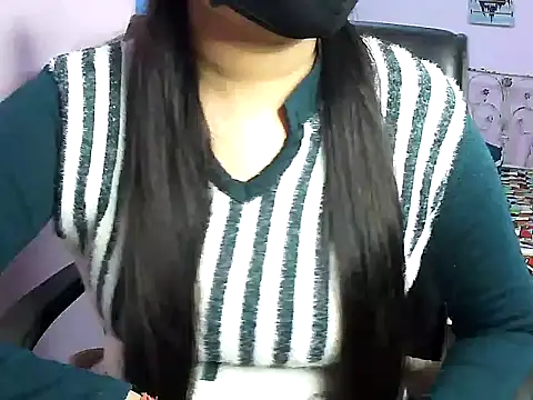 naughty-prachi webcam