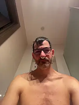 sluttty_submissive_Whore webcam