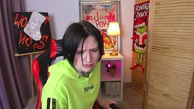 BakugoKatsuki webcam