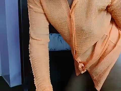 massive_squirts webcam