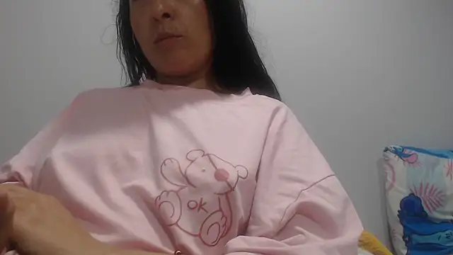 naughthyany16 webcam