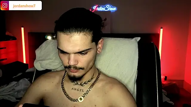 JordanShow webcam