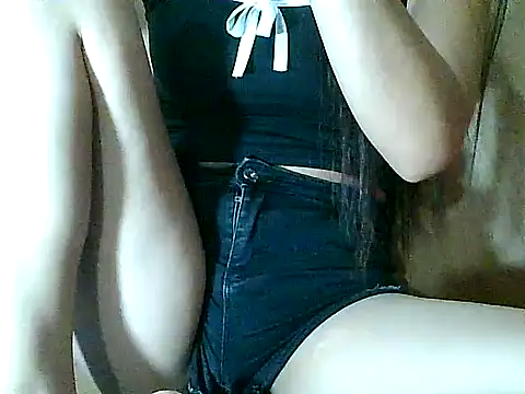 YummyPinay1893 webcam