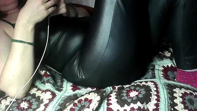 Alma_Evelynne webcam