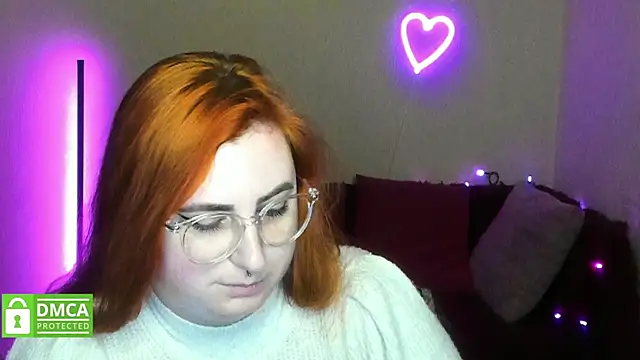 Alicia_love00 webcam