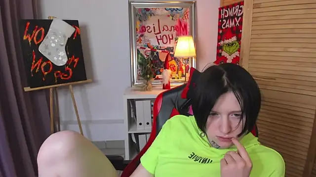 BakugoKatsuki webcam