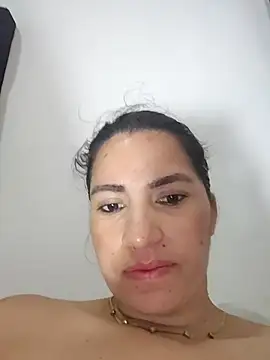 naty_hot4uu webcam