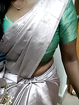 Tamilmallu-duskygirl03 webcam