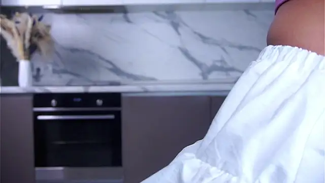 YettaCalabria webcam