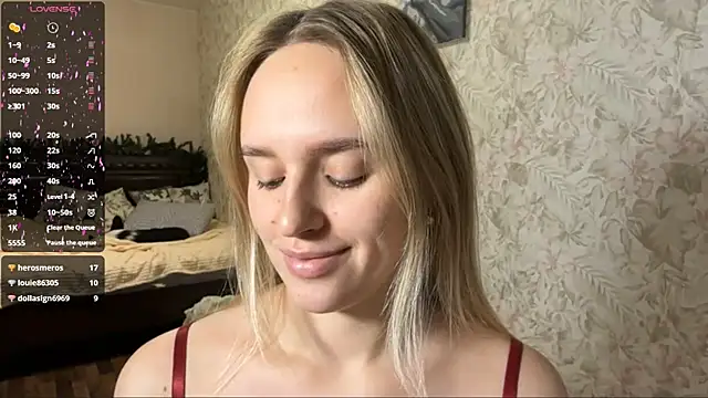 ElisabetLorney webcam