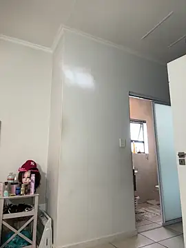 Bootyliciouse21X webcam