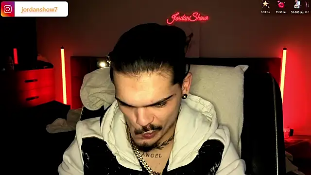 JordanShow webcam
