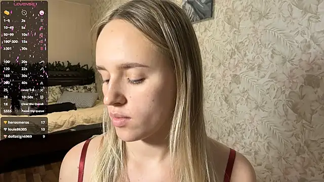 ElisabetLorney webcam