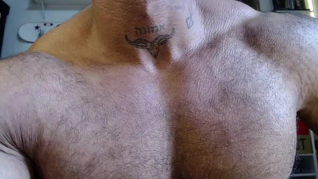 henryhadesflirt webcam