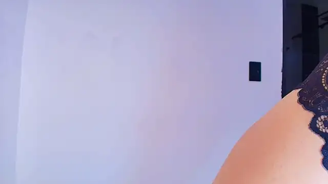 sharlott_miller webcam