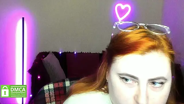 Alicia_love00 webcam